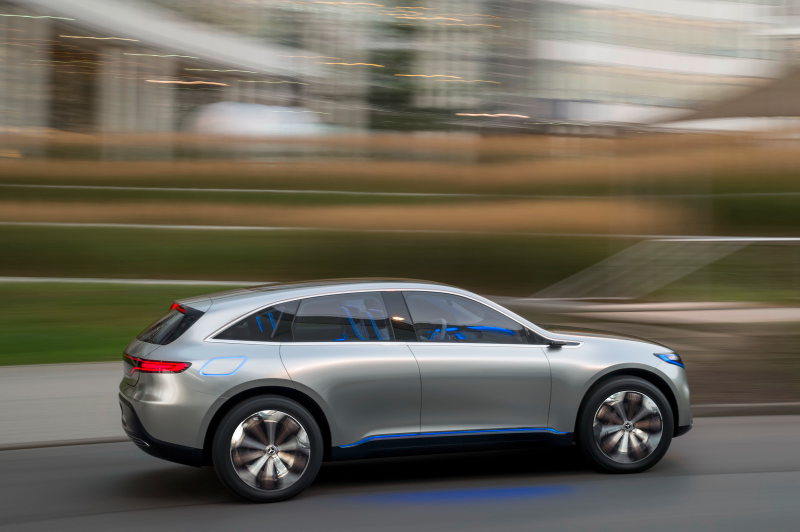 Illustration for article titled The 400 HP Mercedes-Benz EQ Is How Mercedes Will Take Over The World With Electricity
